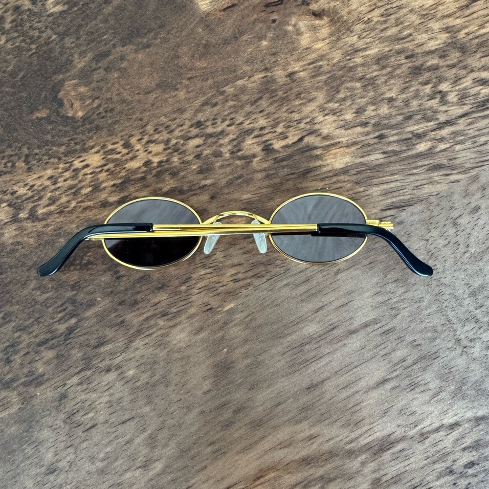 Roberi & Fraud “Doris” Sunglasses Gold - Picture 6 of 8